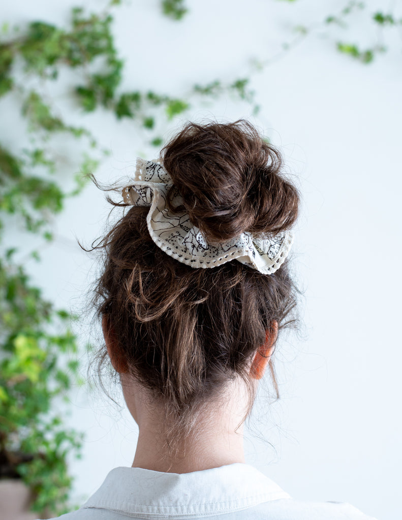 Chouchou à frange écru